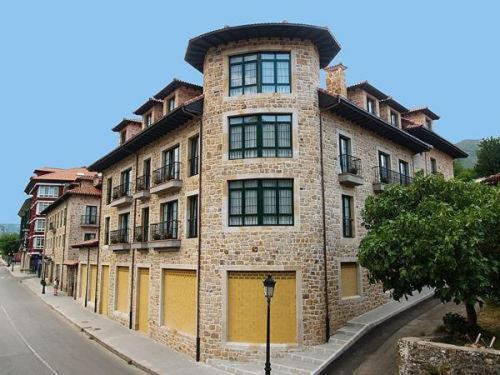 Hotel Villa De Cabrales Аренас де Кабралес Екстериор снимка
