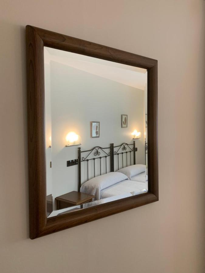 Hotel Villa De Cabrales Аренас де Кабралес Екстериор снимка